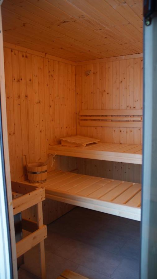 Ferienwohnung Burgblick Im Neuffener Tal Mit Sauna Und Wallbox Frickenhausen  Exterior photo