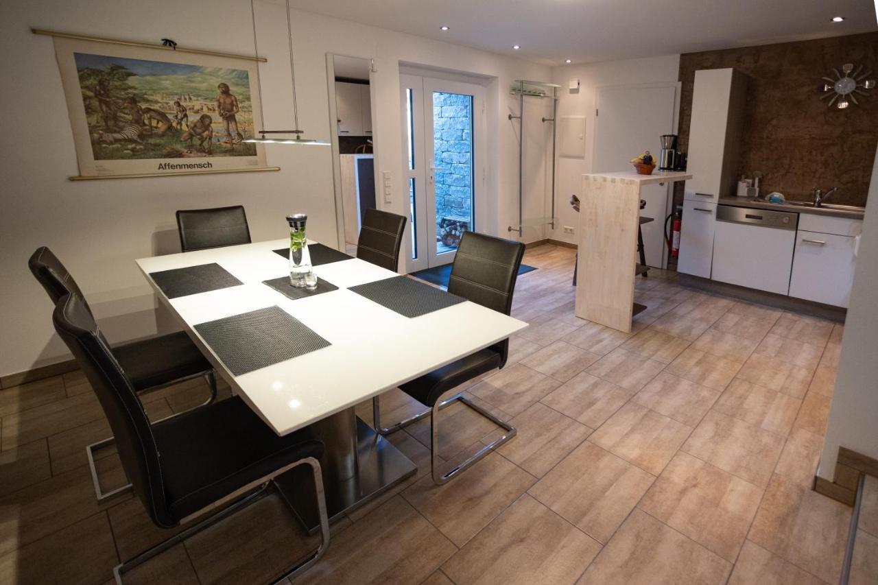 Ferienwohnung Burgblick Im Neuffener Tal Mit Sauna Und Wallbox Frickenhausen  Exterior photo